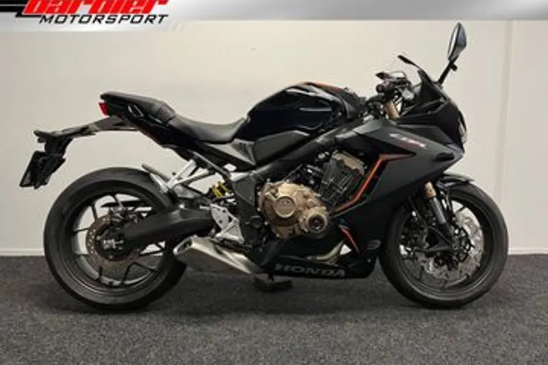 Honda CBR650R (2022)