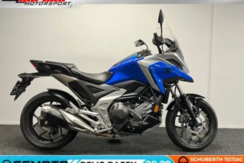 Honda NC750X (2021)