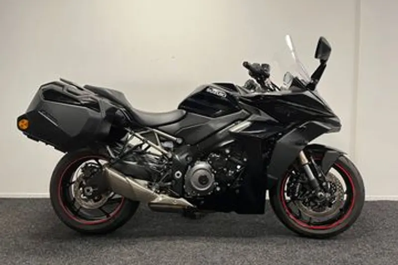 Suzuki GSX-S1000GT (2023)