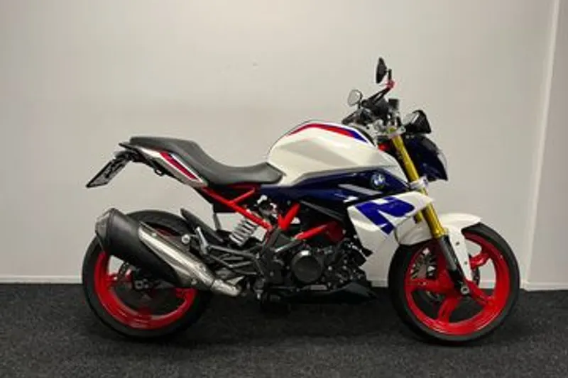 BMW G 310 R (2022)