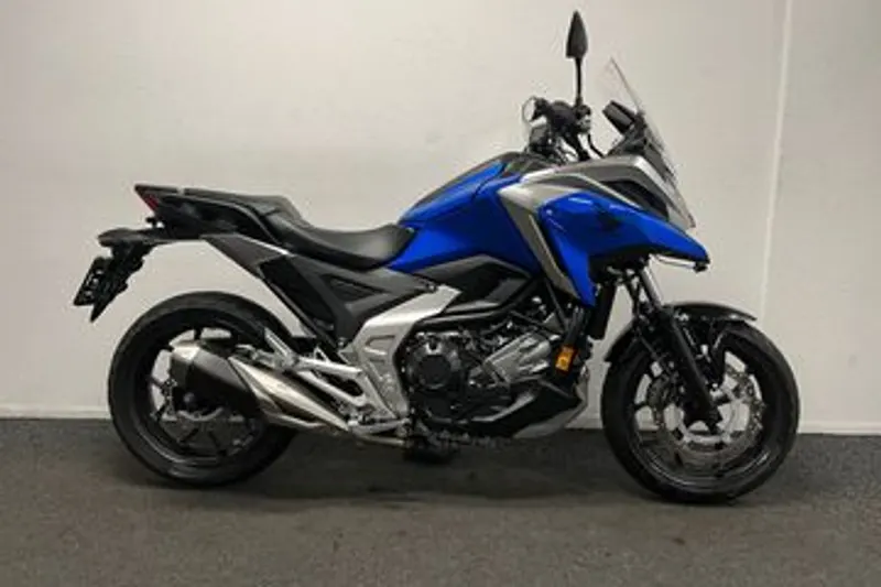 Honda NC750X (2021)