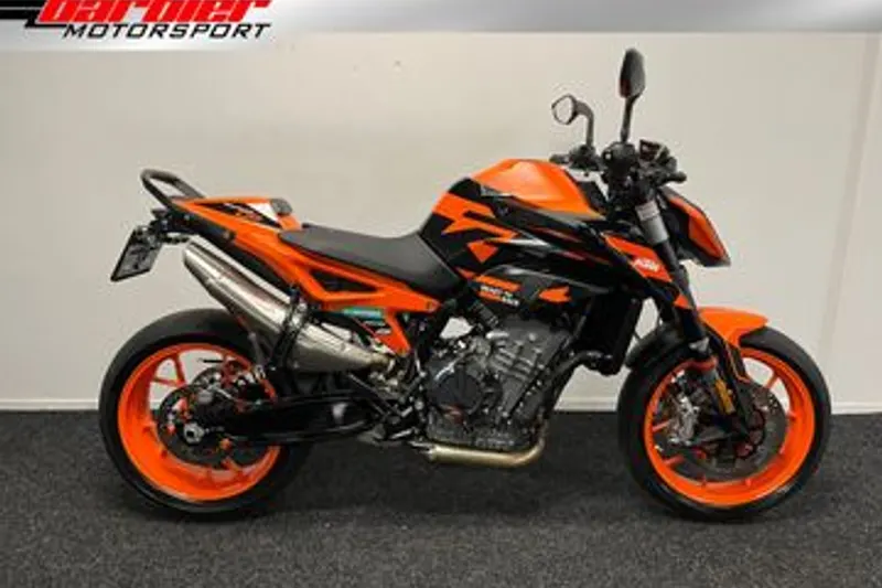 KTM 890 Duke (2022)