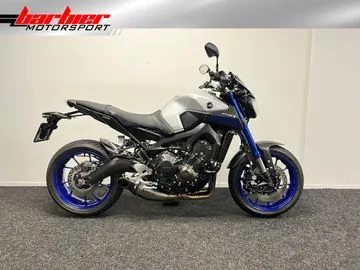 Yamaha MT-09 (2016) — foto 1