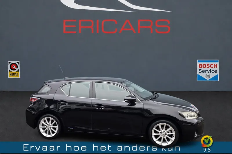 Lexus CT (2011)