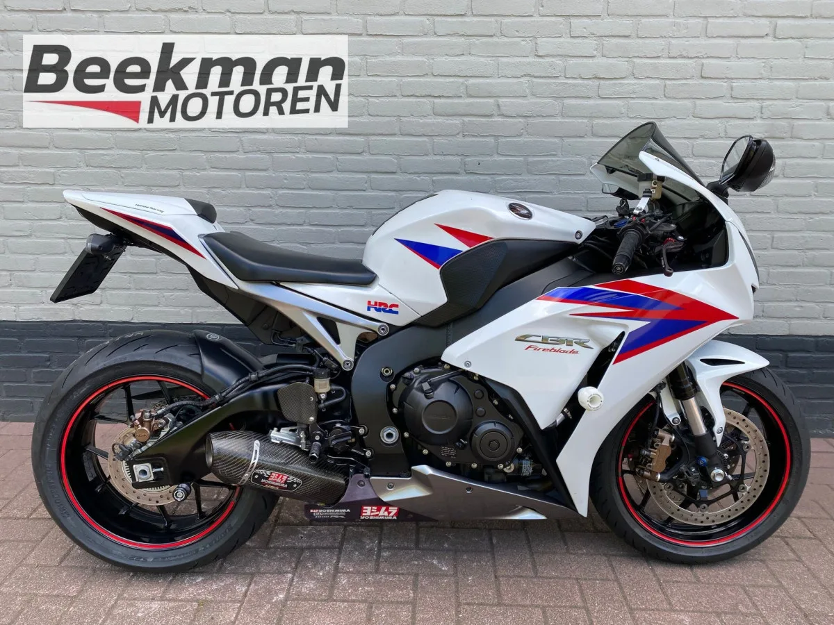 Honda CBR 1000 RR FIREBLADE (2012) — foto 1