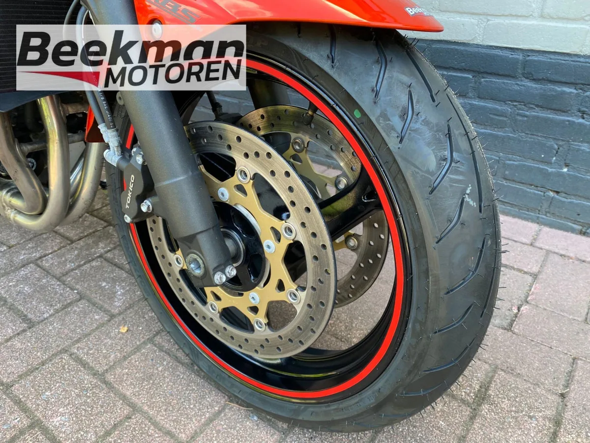 Suzuki GSR 600 A (2009) — foto 1
