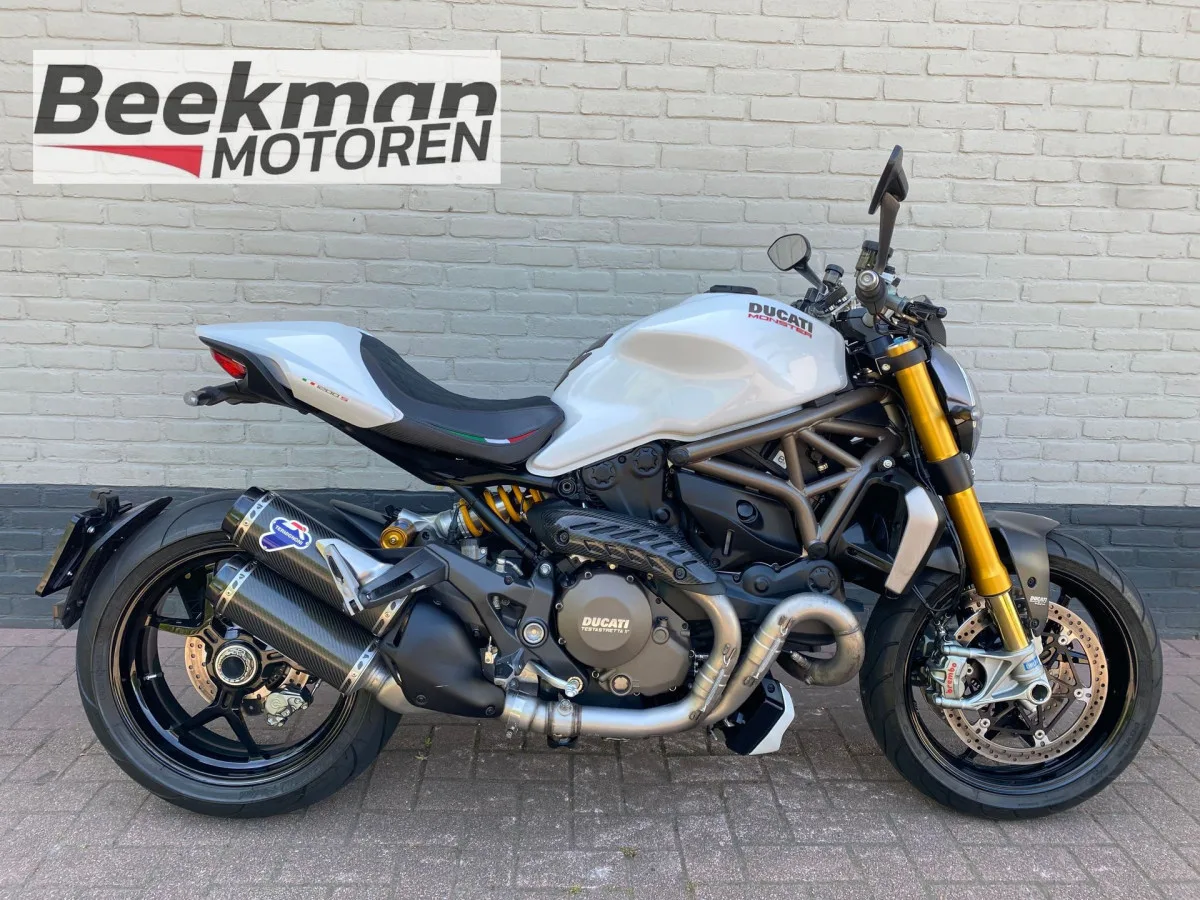 DUCATI MONSTER 1200 S (2015) — foto 1