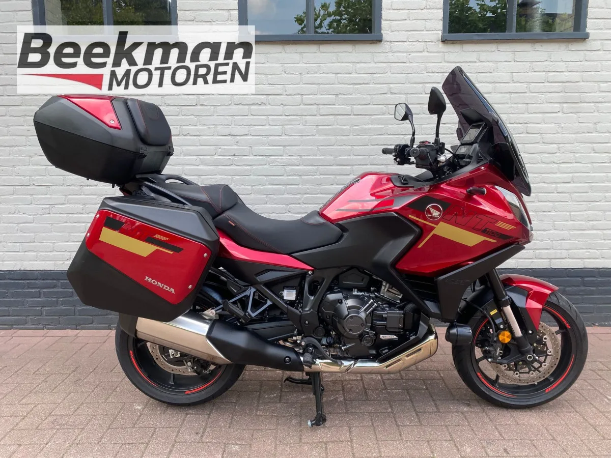 Honda NT 1100 (2024) — foto 1
