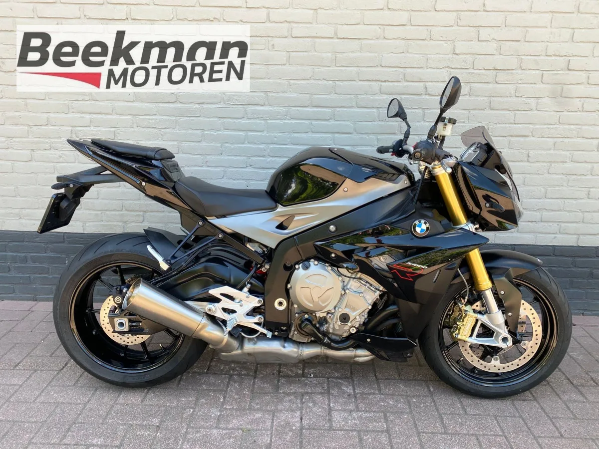 BMW S 1000 R (2016) — foto 1