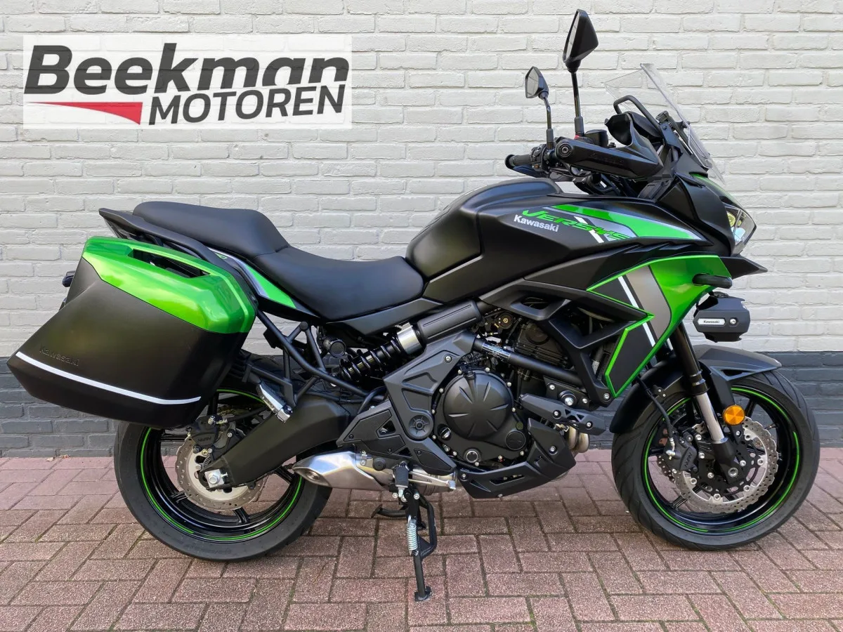 Kawasaki Versys 650 Tourer (2024) — foto 1