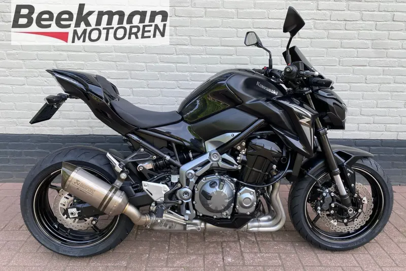 KAWASAKI Z900 (2017)