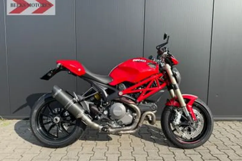 Ducati M 1100 EVO (2011)