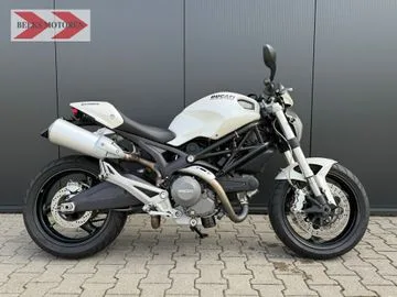 Ducati Monster 696 (2010) — foto 1