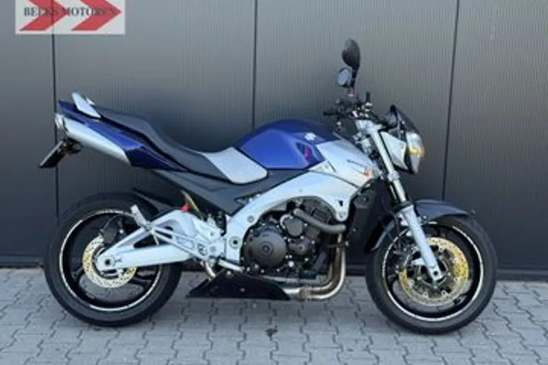 Suzuki GSR600 (2007)