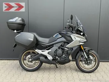 CFMoto 700 MT (2024) — foto 1