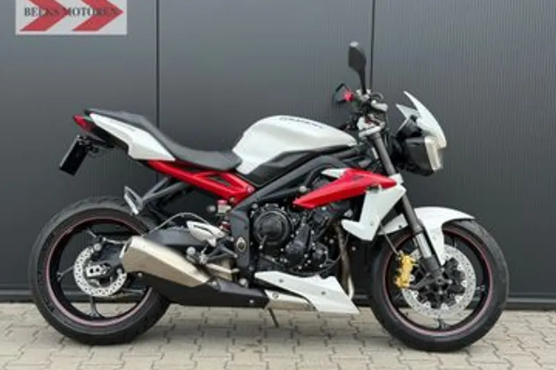 Triumph Street Triple 675 (2016)