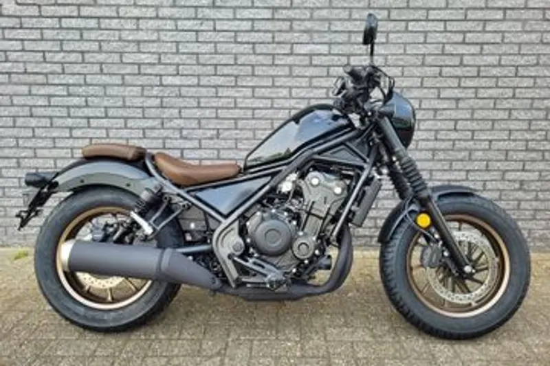 Honda CMX 500 Rebel (2024)