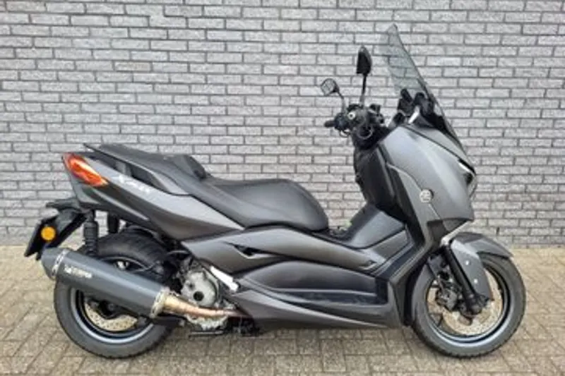 Yamaha X-MAX 300 (2018)