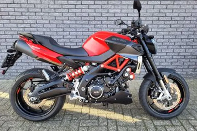 Aprilia Shiver 900 (2021)