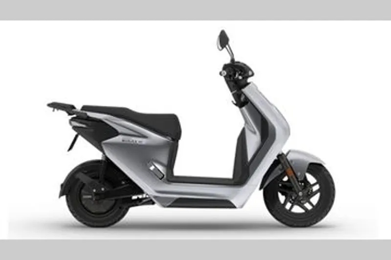 Honda EM1 E (2026)