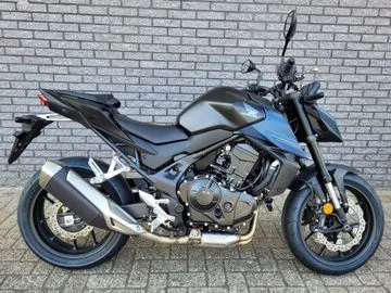 Honda CB 750 Hornet (2026) — foto 1