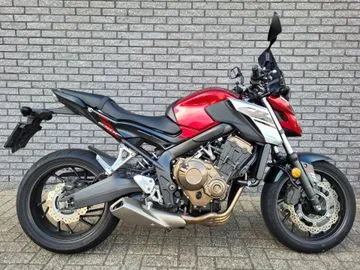 Honda CB650F (2018) — foto 1
