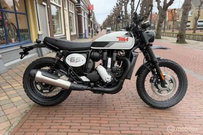 BSA 650 scrambler motor 3 jaar (2026)