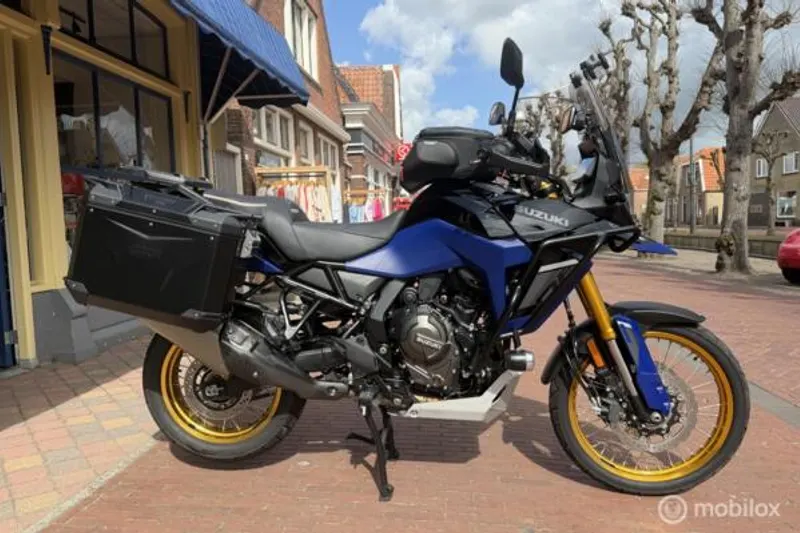 Suzuki 800 V-Strom DE (2024)