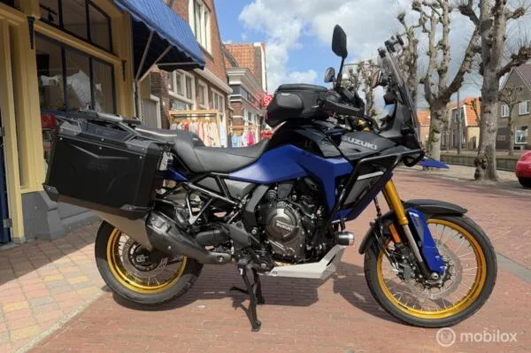 Suzuki 800 V-Strom DE (2024) — foto 1