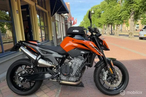 KTM 790 Duke (2023) — foto 1