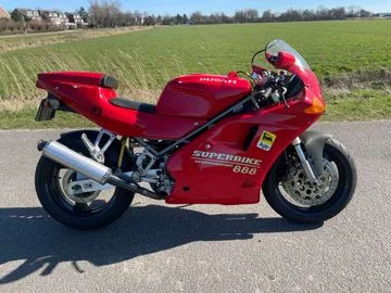 Ducati 888 (1992) — foto 1