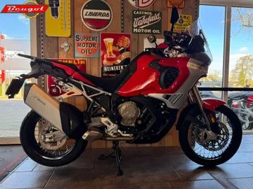 MV AGUSTA ENDURO VELOCE (2024) — foto 1