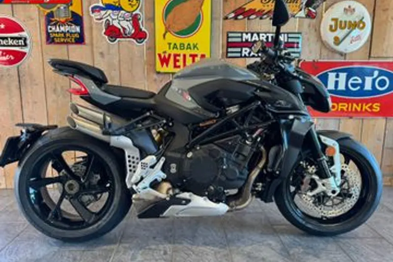 MV AGUSTA BRUTALE 1000 (2025)