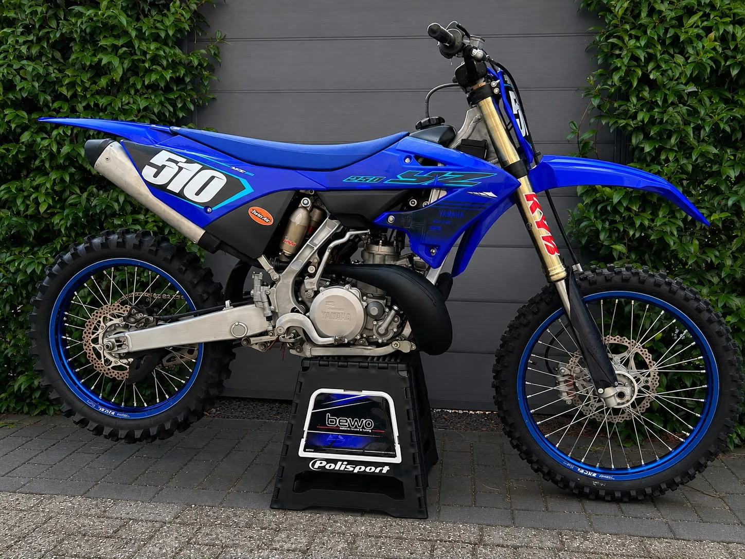 Yamaha YZ 250 (2024) — foto 1