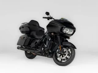 Harley-Davidson Road Glide (2023) — foto 1