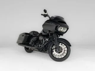Harley-Davidson Road Glide (2017) — foto 1
