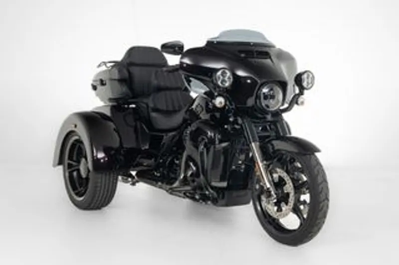 Harley-Davidson CVO TRI Glide (2021)