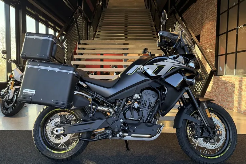 CFMoto 800 MT (0)