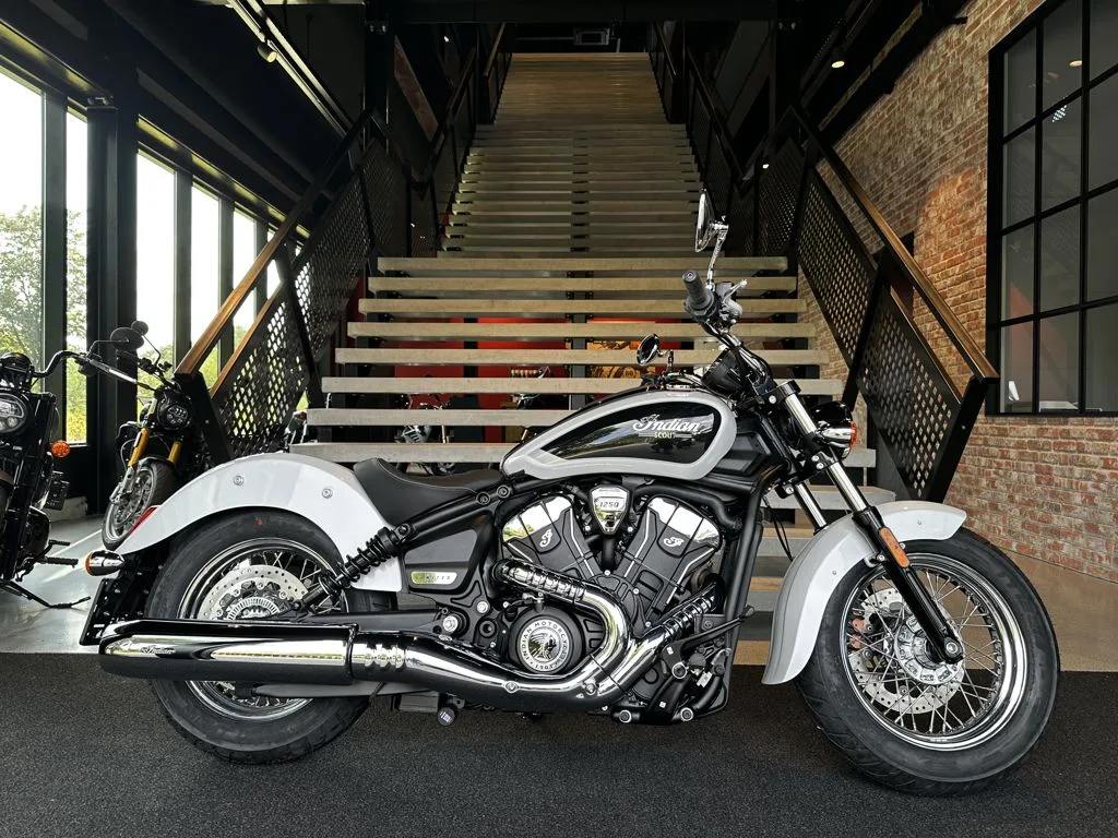 Indian Scout Classic (2026) — foto 1