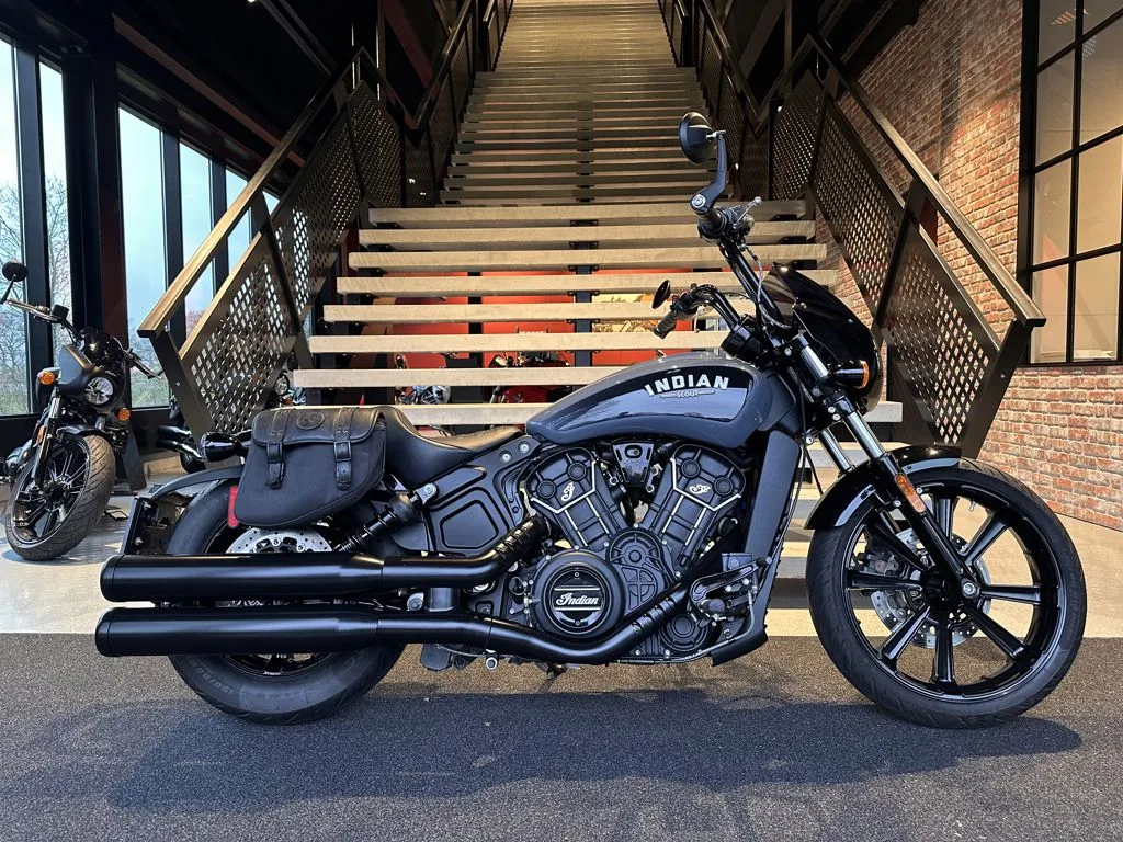 Indian Scout Rogue (0) — foto 1
