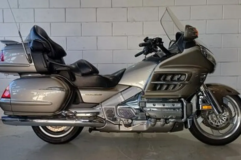 Honda GL 1800 GoldWing (0)