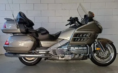 Honda GL 1800 GoldWing (0) — foto 1