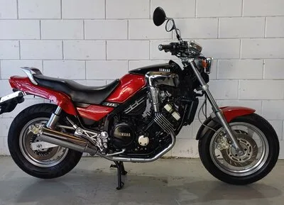 Yamaha FZX 750 (0) — foto 1