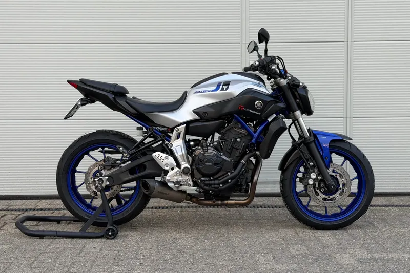 Yamaha MT-07 (2016)