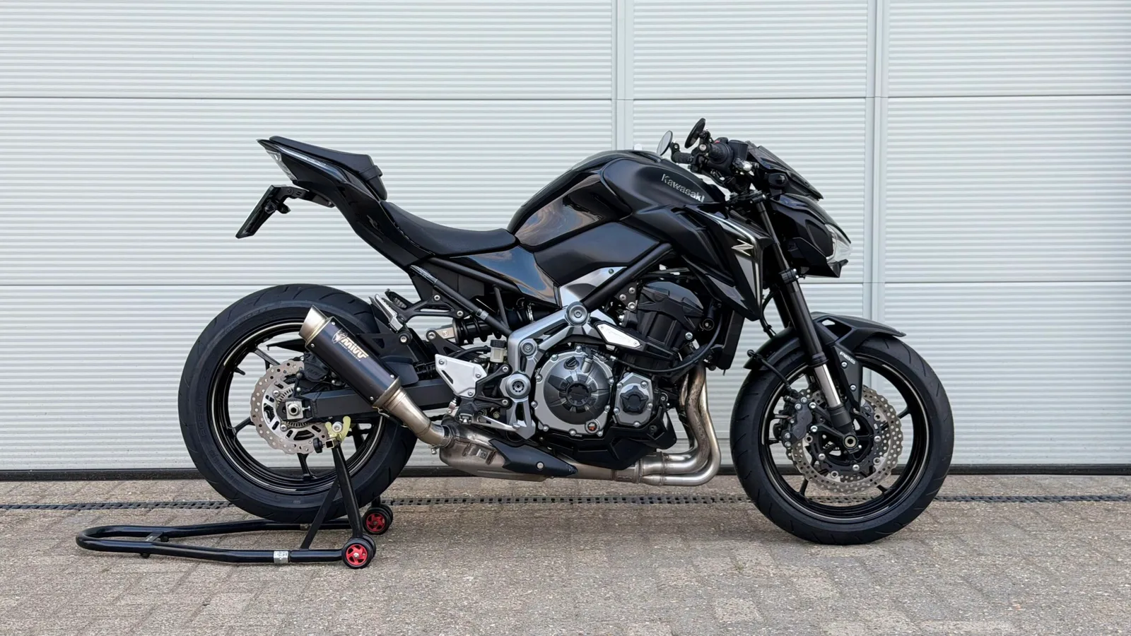 Kawasaki Z900 (2017) — foto 1