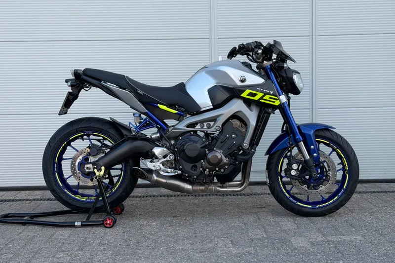 Yamaha MT-09 (2017)