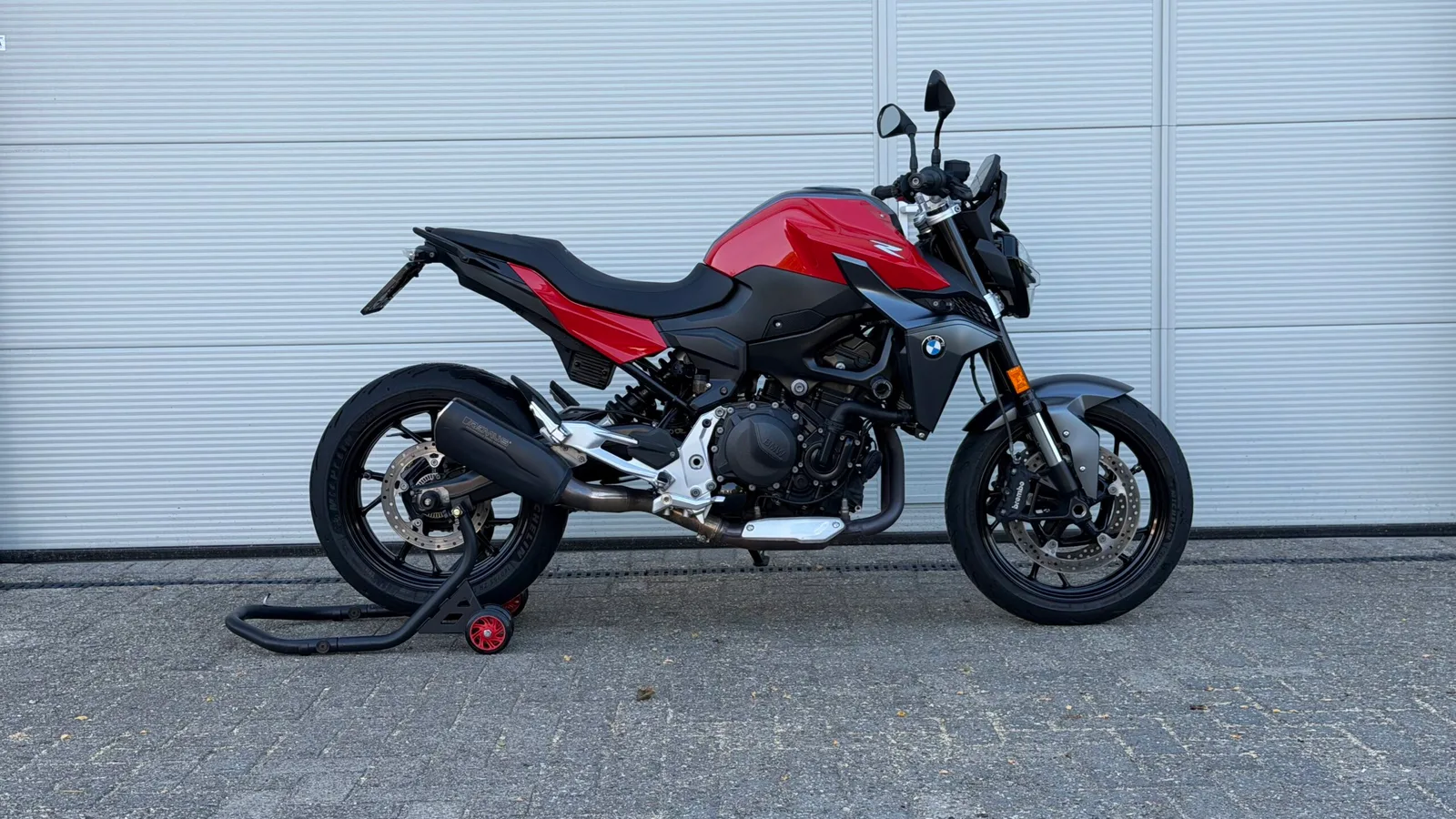 BMW F900 4R90R (2024) — foto 1