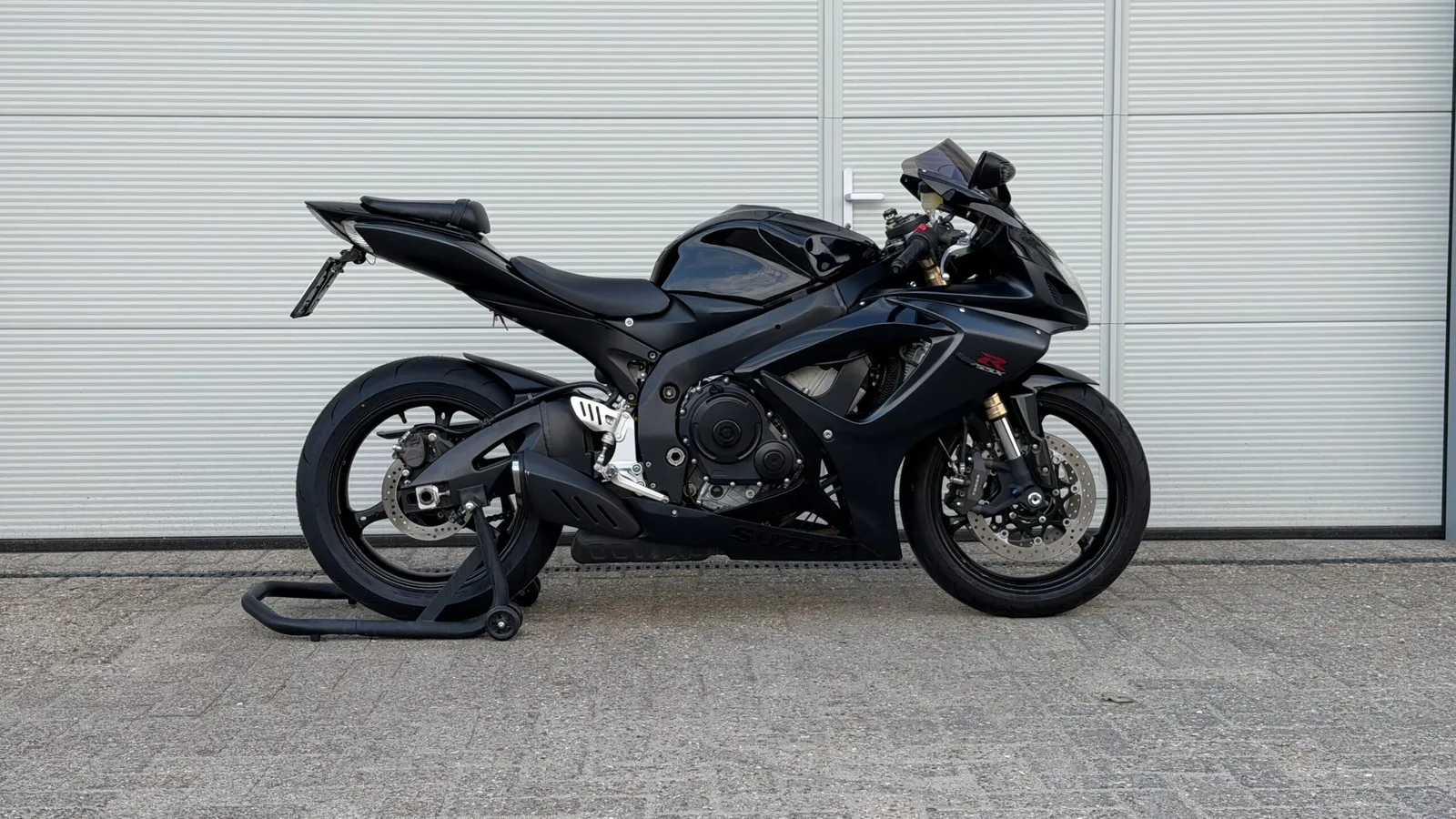 Suzuki GSX-R (2007) — foto 1
