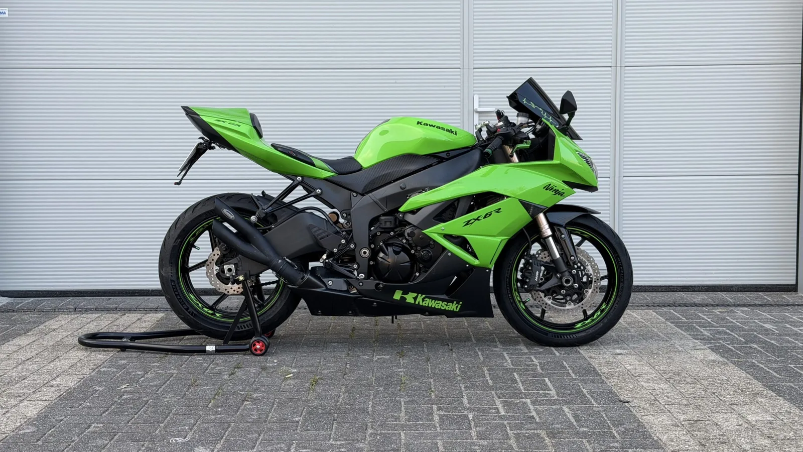 Kawasaki ZX-6R (2009) — foto 1