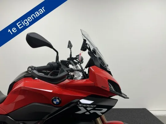 BMW S 1000 XR (2022) — foto 1